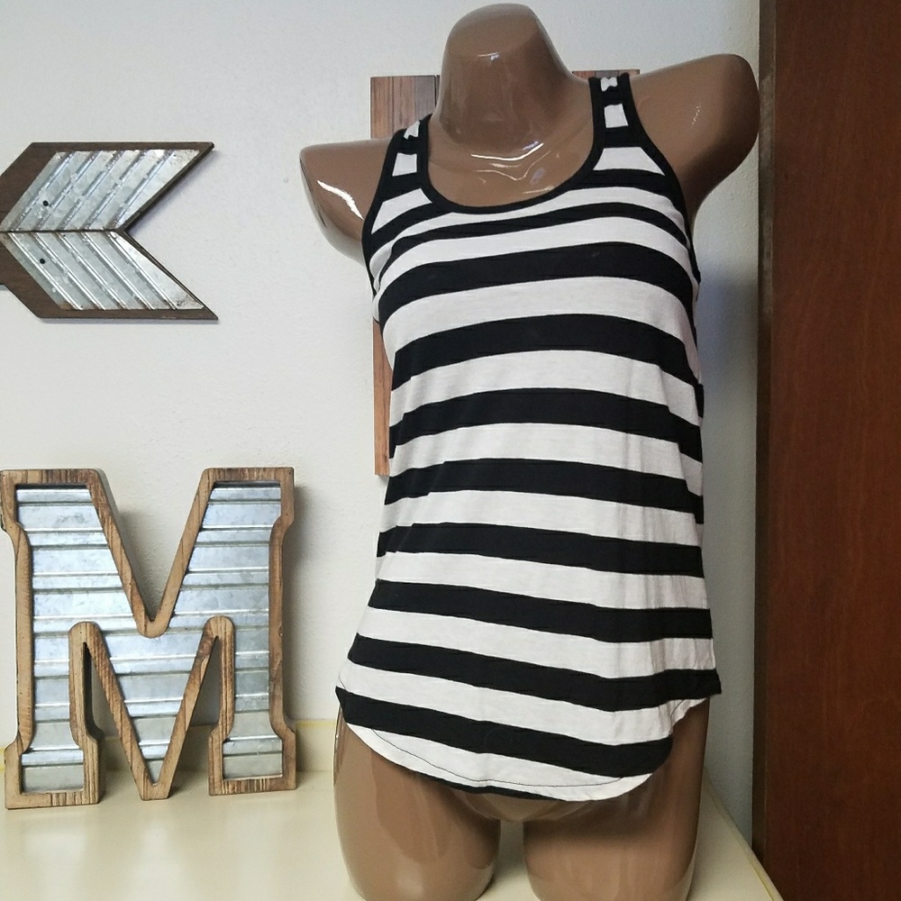 Express tank top
